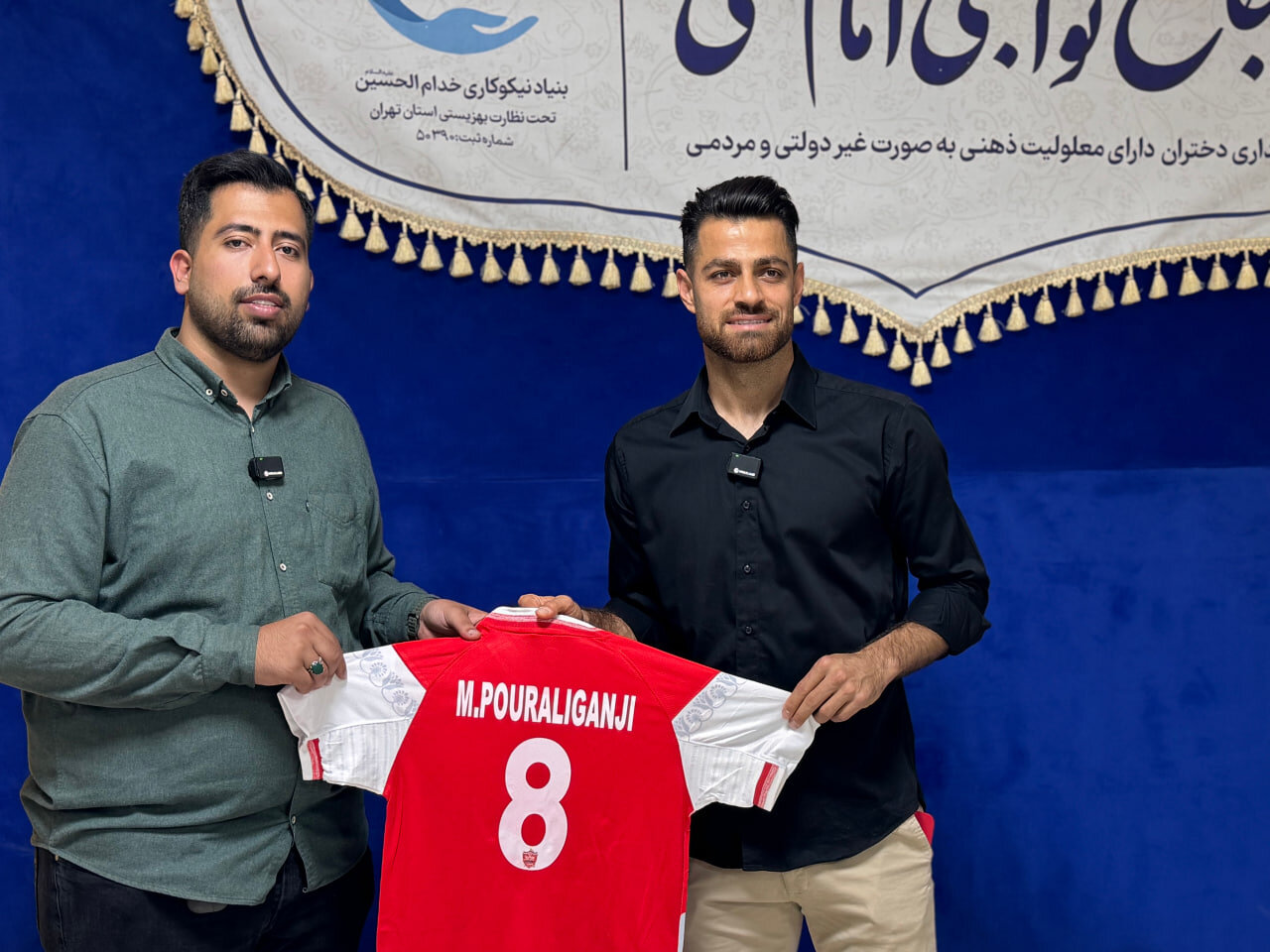 عکس-|-اقدام-زیبای-ستاره-پرسپولیس-در-روز-دختر