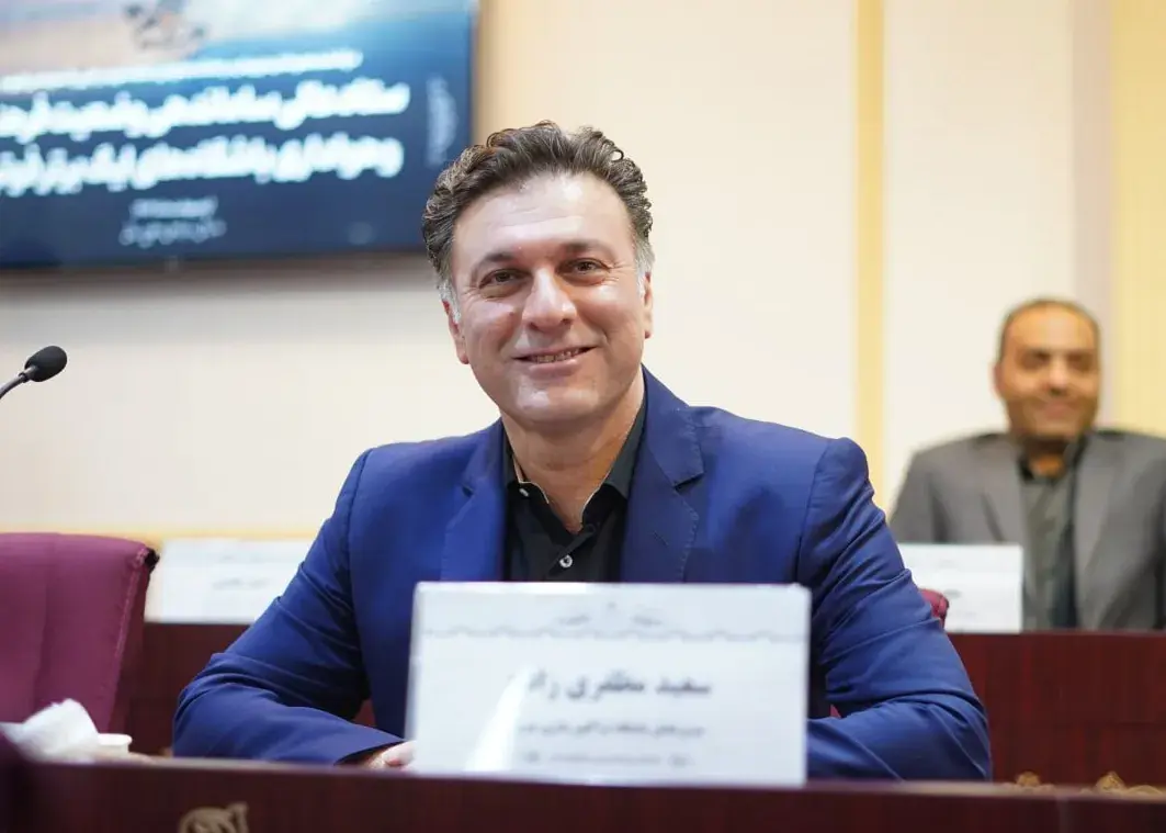 مظفریزاده-با-لبخند-به-جلسه-مهم-رفت/-بازگشت-مدیرعامل-خبرساز-به-تنظیمات-کارخانه!(عکس)