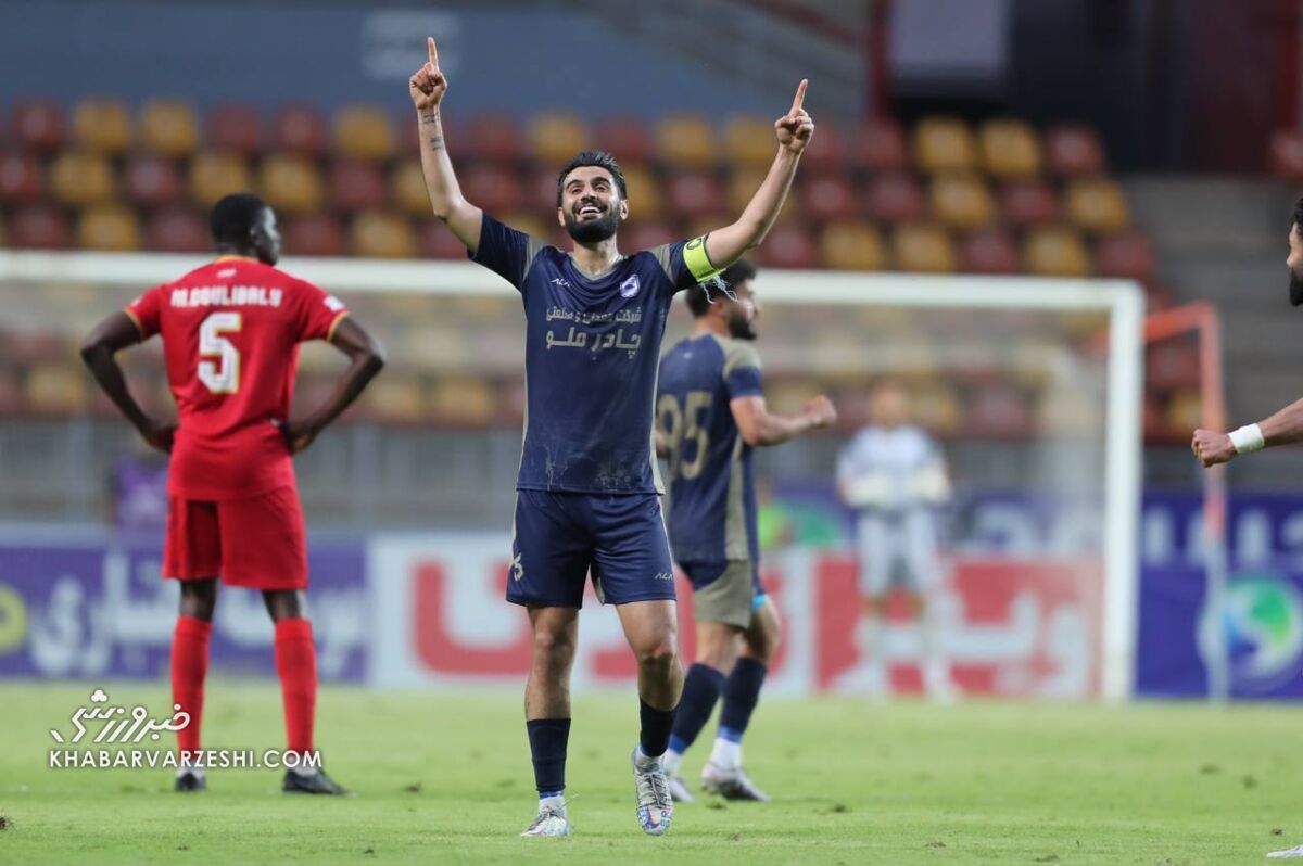 ترکیب-چادرملو-و-فولاد؛-نیم-نگاه-یحیی-به-جایگاه-پرسپولیس