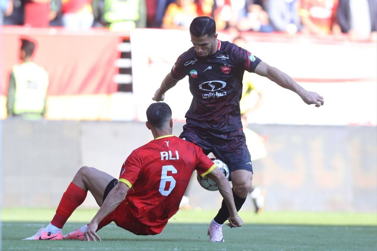 مس-رفسنجان-صفر-–-پرسپولیس-۲/-گزارش-زنده؛-موتور-علیپور-و-دورسون-دوباره-روشن-شد