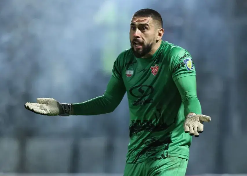 مهار-درخشان-در-رفسنجان؛/-دروازه‌بان-پرسپولیس-در-رویای-لغزش-بیرانوند!