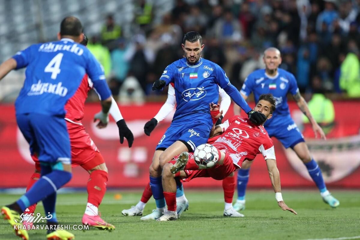 مسابقه-استقلال-و-پرسپولیس-را-همزمان-برگزار-نکنید!