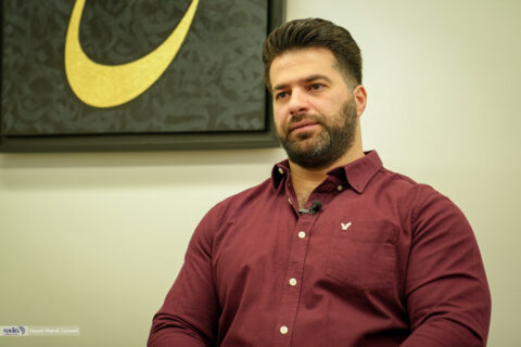 عکس|-سرمربی-سابق-تیم‌-ملی-وزنه‌برداری-و-این-یادگاری-از-کودکی