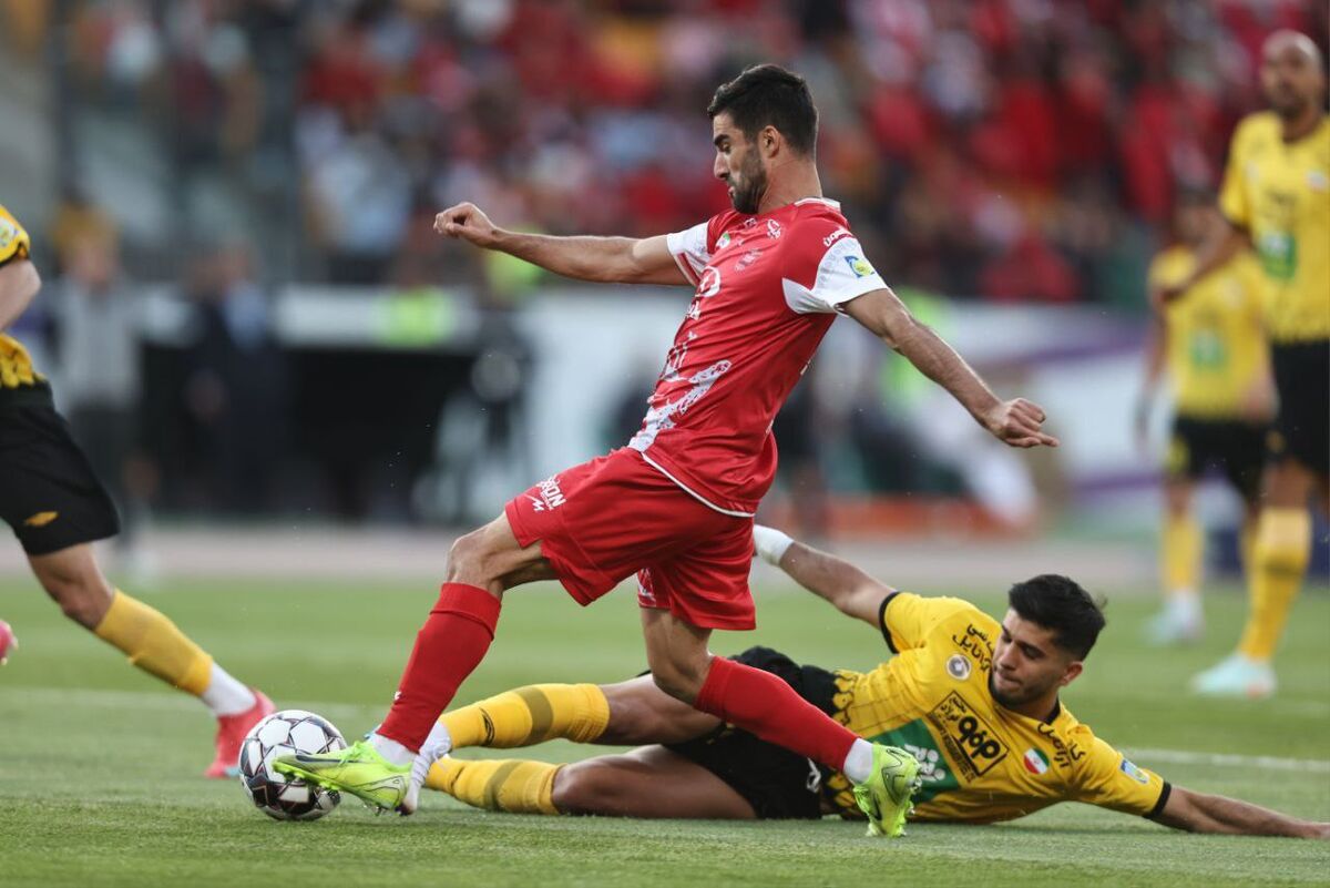 جنگ-پرسپولیس-و-سپاهان-جذاب-ترین-سوژه-دو-هفته-پایانی-لیگ-برتر/-مسیر-آسیایی-سرخ-پوشان-از-چه-راهی-می‌گذرد؟