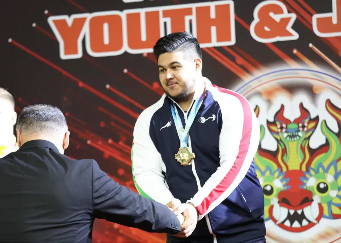 قهرمانی-پدیده-اردبیلی-در-لیما/-حسین-یزدانی-قویترین-نوجوان-جهان-شد