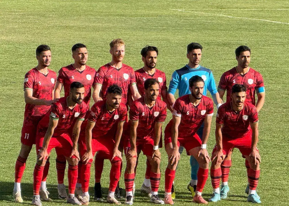 نیروی-زمینی-۱-–-شهرداری-نوشهر-۰/-لیگ-یک:-برد-حیاتی-شاگردان-پیوس