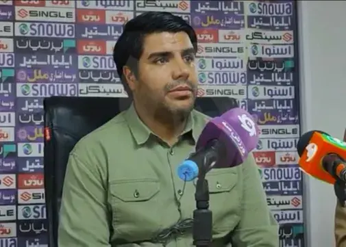 بیاتلو:-فردا-به-دادگستری-می‌رویم؛/-عروسی-تمام-شد،-حناها-را-به-در-و-دیوار-بزنید!
