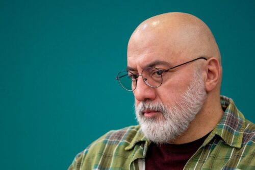 فرهاد-قائمیان:-سیره-رضوی-بهترین-منبع-برای-خلق-آثار-هنری-است