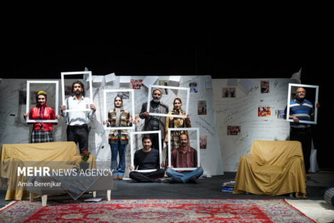 نمایش-«این-آدم‌های-غریب»-راهی-جشنواره-صحنه‌ای-فتح-خرمشهر-شد