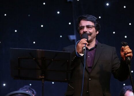 علیرضا-افتخاری:-از-دست-محمود-احمدینژاد-ناراحتم-او-مرا-از-زندگی-ساقط-کرد