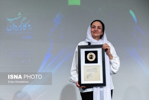 گلاب-آدینه-در-شب-نکوداشت‌اش-چه-گفت؟