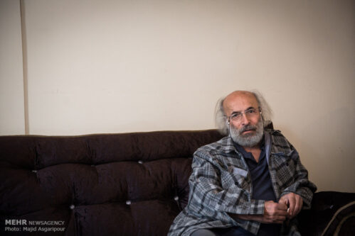 برگزاری-مراسم-تولد-کیانوش-عیاری-در-نمایشگاه-کتاب