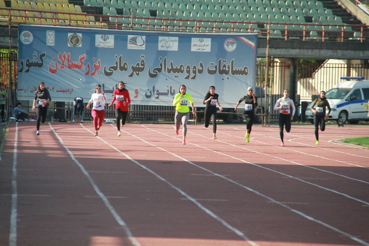 اتفاق-حیرت-انگیز-در-فدراسیون-دوومیدانی؛-اندازه-گیری-مسیر-مسابقات-با-کیلومتر-ماشین!/-هر-کسی-زودتر-آمد،-داور-شد