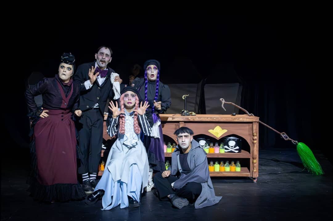 تغییر-در-ساعت-اجرای-نمایش-«مغازه-خودکشی»