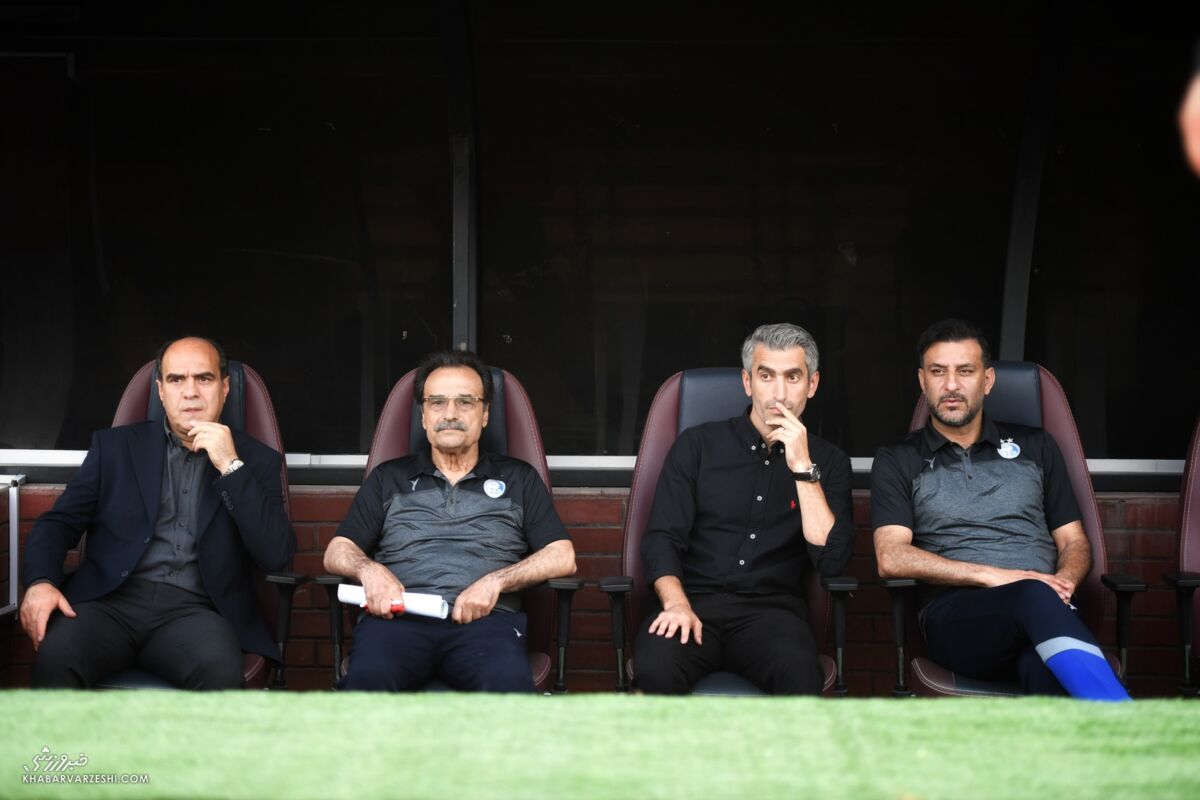 جزییات-سفر-کاروان-آبی‌ها-به-اصفهان؛-مربی-استقلال-هم-کرونا-گرفت!