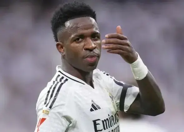 هدف-فشار-به-رئال-بود/-پیشنهاد-خیالی-از-عربستان-برای-وینیسیوس!