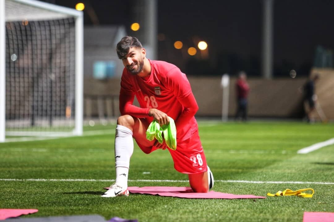 مغانلو-در-دوراهی-پرسپولیس-و-سپاهان/-رضایتنامه-سنگین،-سد-راه-بازگشت-به-ایران