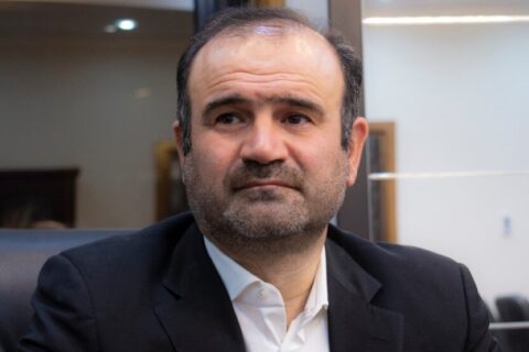 تأثیر-حضور-عضو-مستقل-هیئت‌مدیره-بر-اثربخشی-حاکمیت-شرکتی-در-ایران