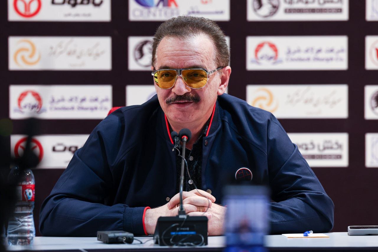 ادعای-عجیب-زنوزی-از-ریخت-وپاش-سپاهان،پرسپولیس-و-استقلال-روی-آنتن-زنده