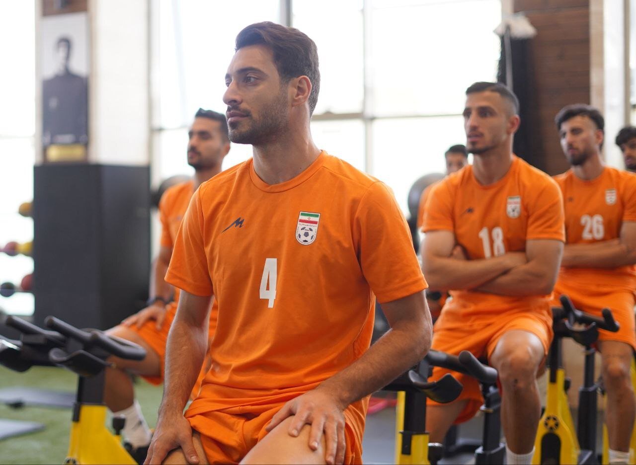 عکس|-حمله-تند-اینستاگرامی-شجاع-خلیلزاده-به-جواد-خیابانی؛-شغل-اصلیت-را-هم-بلد-نیستی!