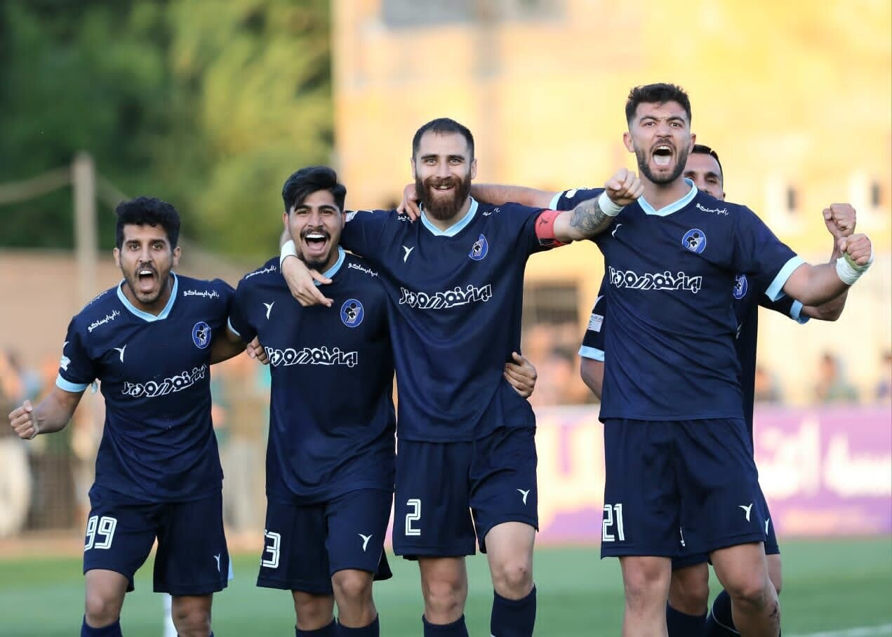 پیکان-چطور-لیگ-برتری-شد؟/جوانان-خسته؛اما-پرامید-و-بدون-توقف