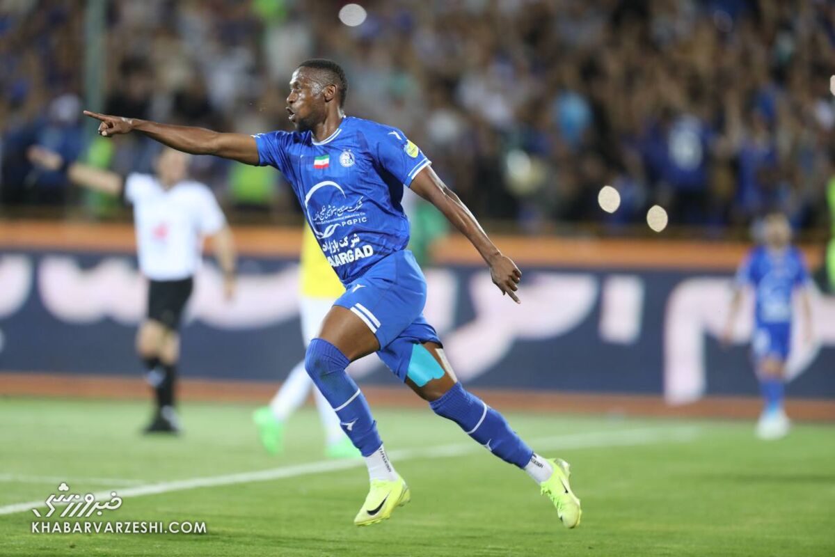 استقلال-صنعت-نفت-از-لنز-دوربین-خبرورزشی