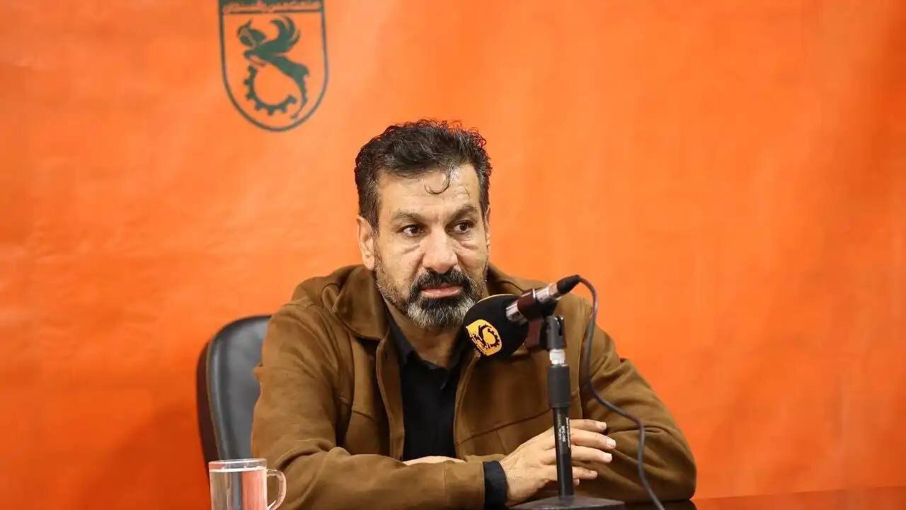 توضیحات-مومنی-در-خصوص-دیدار-با-مدیرعامل-شرکت-مس