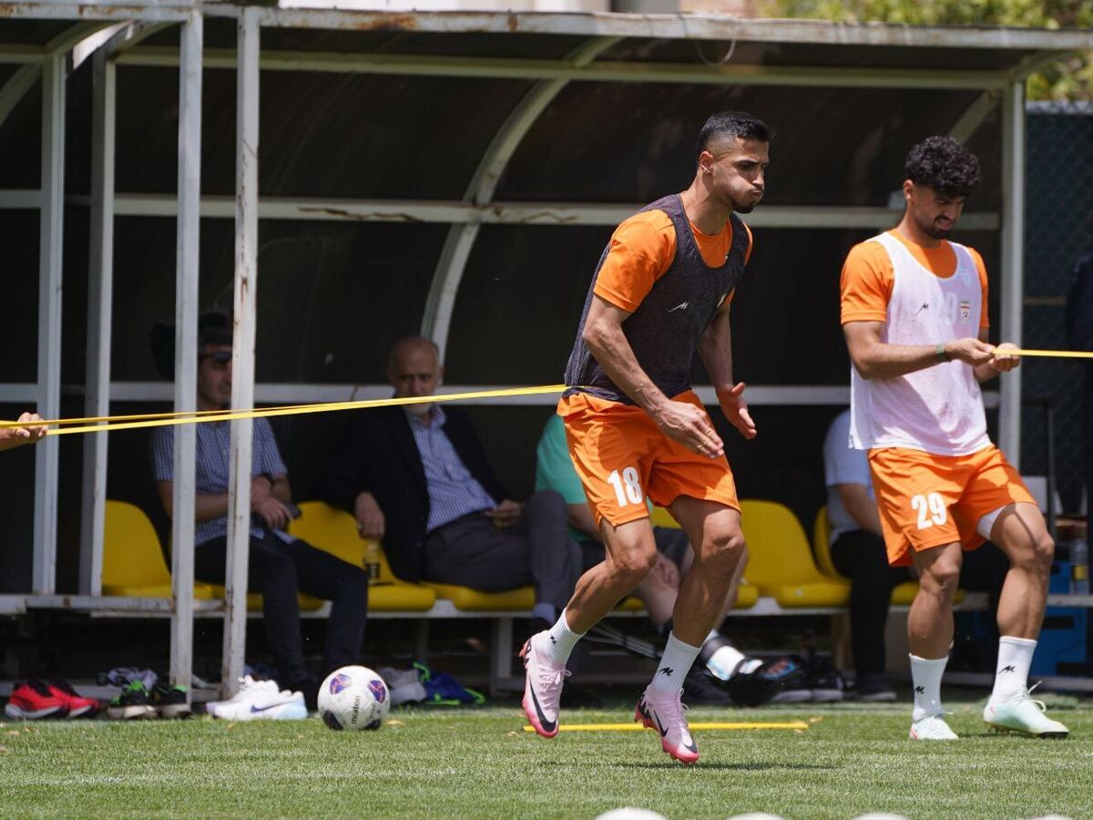 علی-علیپور:-رقابت-بین-من،-مهدی-طارمی-و-سردار-آزمون-طبیعی-است/-بازی-با-قطر-و-کره-شمالی-در-صعود-از-مرحله-گروهی-جام-جهانی-تاثیر-دارد