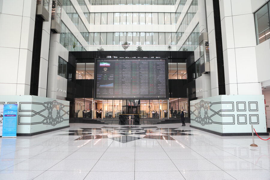 درج-اوراق-اجاره-شرکت-پتروشیمی-آپادانا-خلیج-فارس-در-بورس-تهران