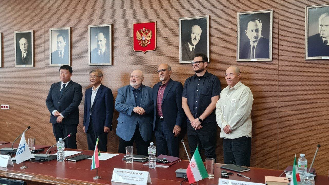 دیدار-سرپرست-دانشگاه-هنر-با-کشورهای-عضو-بریکس