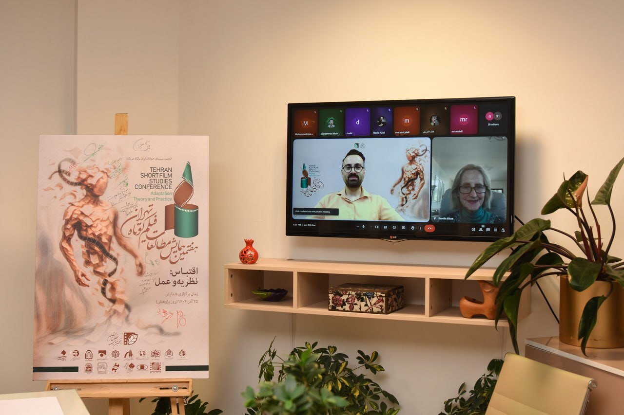 بررسی-نظریه-مشخصهمندی-رسانهها-و-چالشهای-اقتباس-در-هنر-معاصر