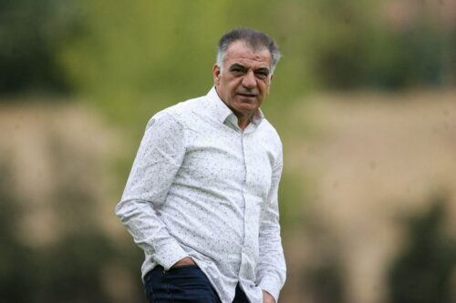 همه-دوست-دارند-به-استقلال-بیایند/-طاهری:-شلوغ-نکنید،-ملوان-نای-پنالتی-زدن-نداشت!