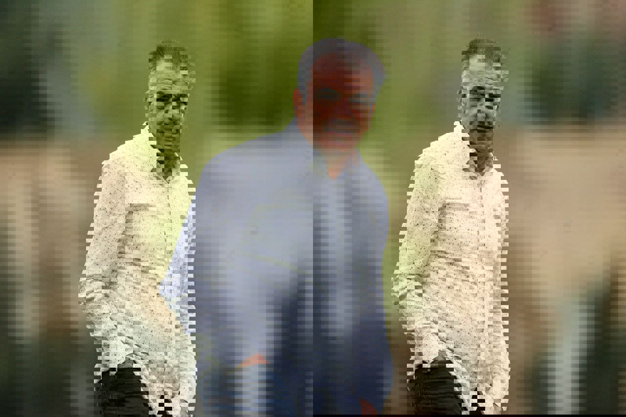 همه-دوست-دارند-به-استقلال-بیایند/-طاهری:-شلوغ-نکنید،-ملوان-نای-پنالتی-زدن-نداشت!