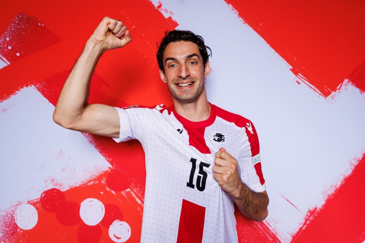 عکس-|-تبریک-یک-پرسپولیسی-به-ستاره-پاریسنژرمن