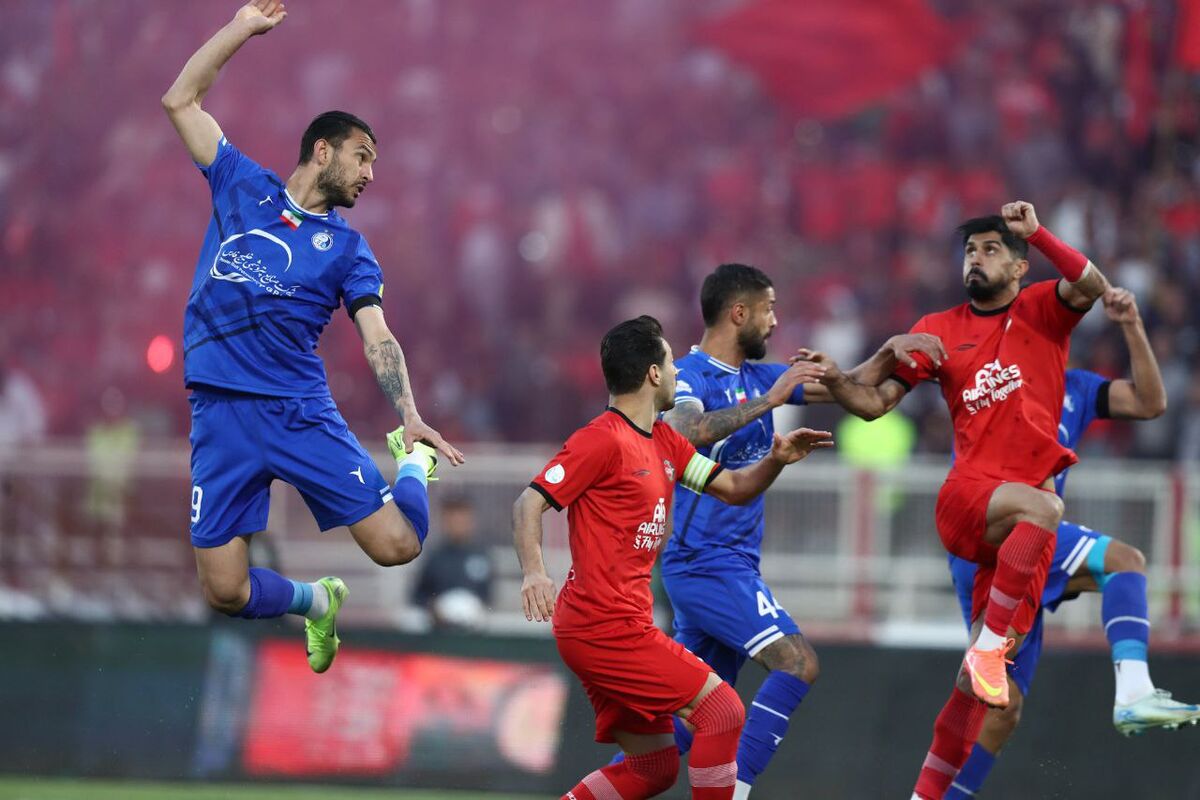 آنچه-از-سرمربی-بزرگ-برای-آبیپوشان-تهرانی-واجبتر-است،-الگوی-تراکتور-برای-استقلال!