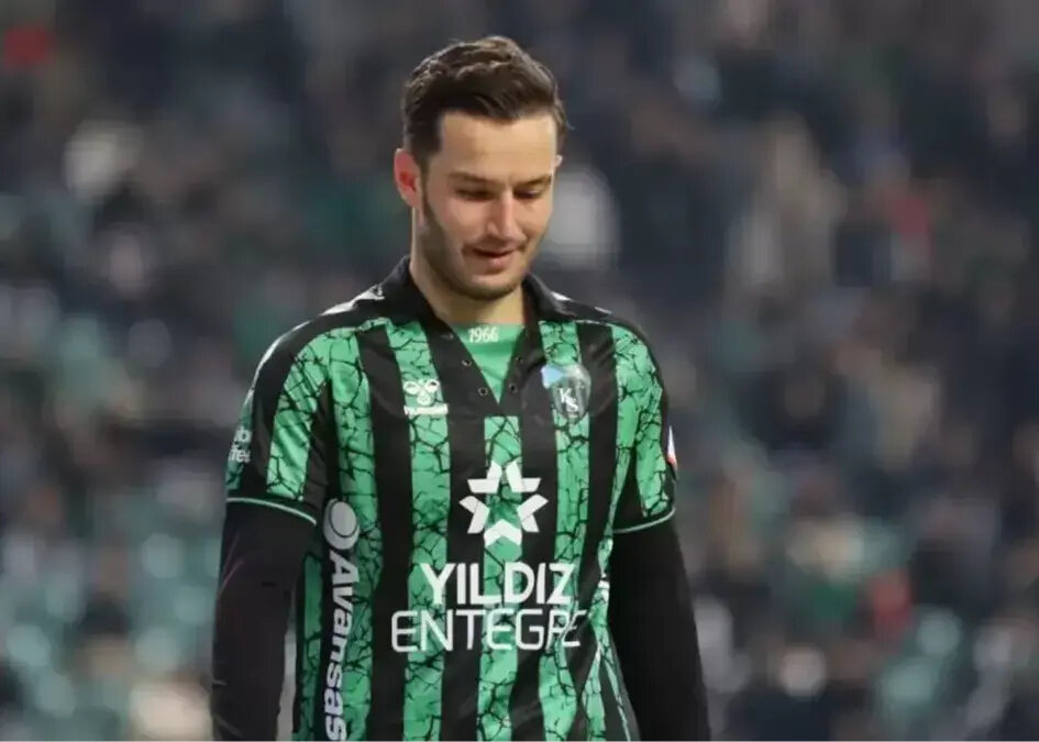 جایگزین-عیسی-در-پرسپولیس-مشخص-شد/مذاکرات-مستقیم-کارتال-با-مهاجم-۲۰-هزار-لیری