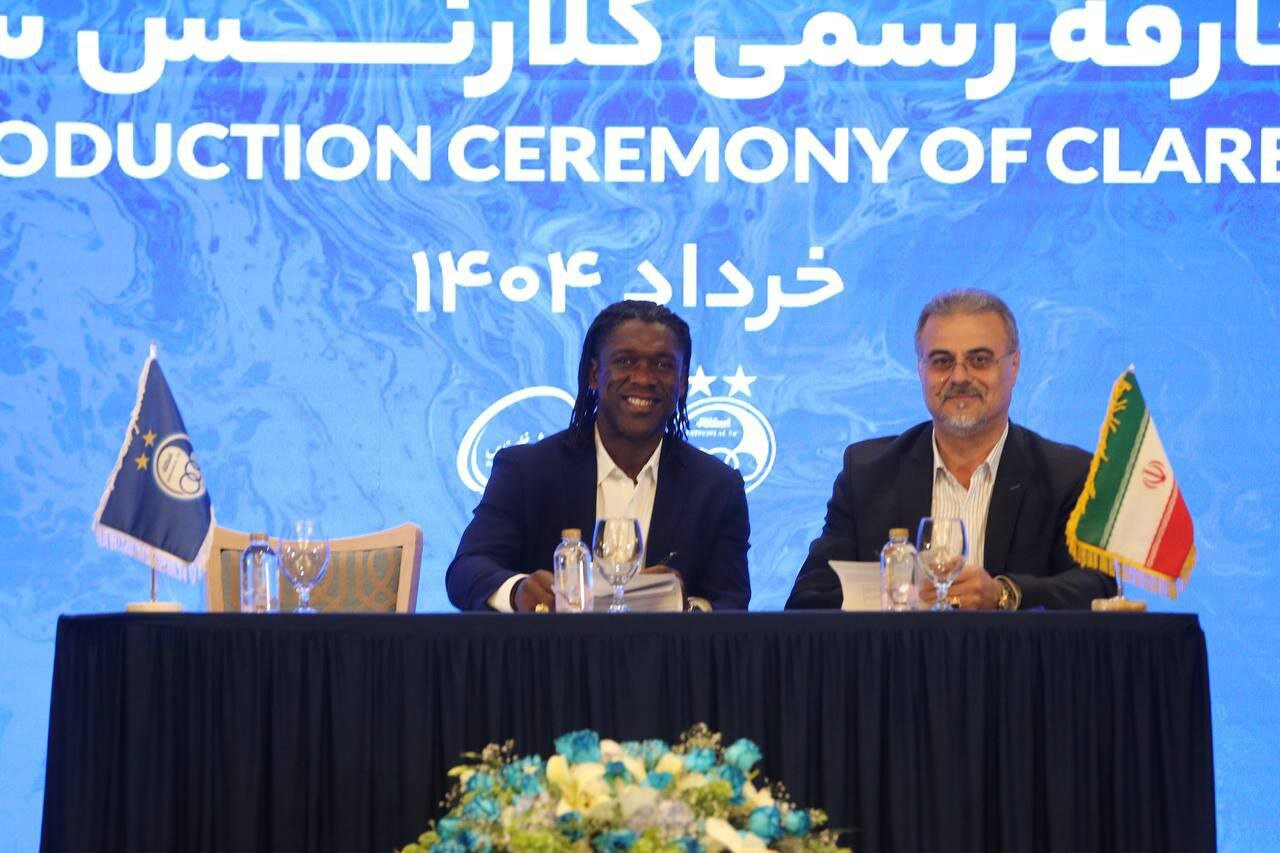 عکس-|-ساعت-لاکچری-سیدورف-در-مراسم-رونمایی-استقلالیها