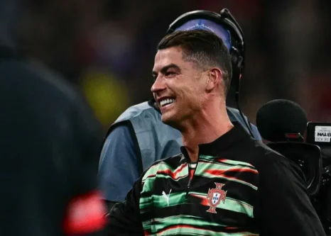 کلیپ-فدراسیون-پرتغال-از-رختکن-تیم-ملی/-حرفهای-کاپیتان-رونالدو-که-پرتغال-را-قهرمان-کرد!