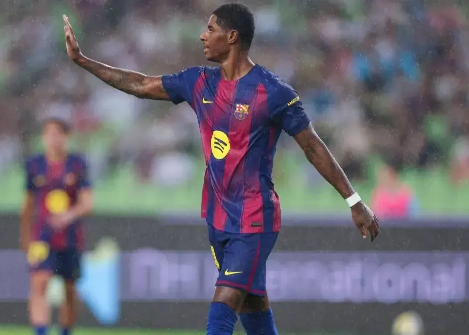 با-مصدومیت-لواندوفسکی/-ماموریت-غیرمنتظره:-امید-بارسا-به-رشفورد!