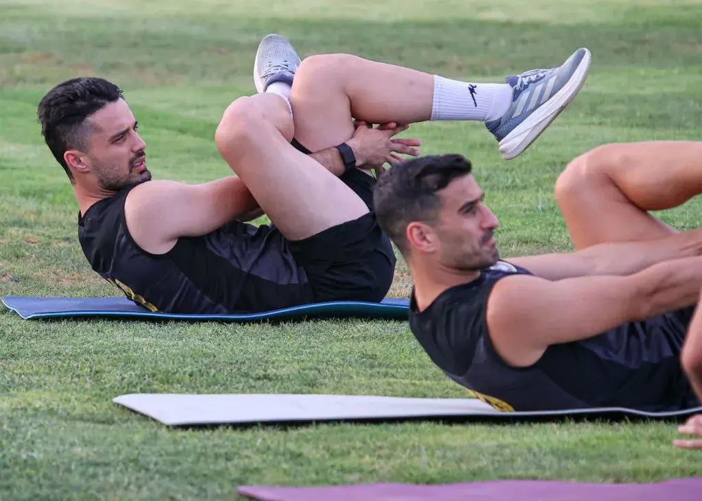 یک-نفر-از-بین-حاجی-عیدی-و-نورافکن-فیکس-خواهد-شد:/-آماده-باش-سه-بازیکن-برای-جانشینی-کاپیتان-سپاهان!