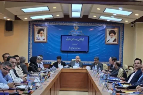باقری-رئیس-هیئت-فوتبال-قم-ماند