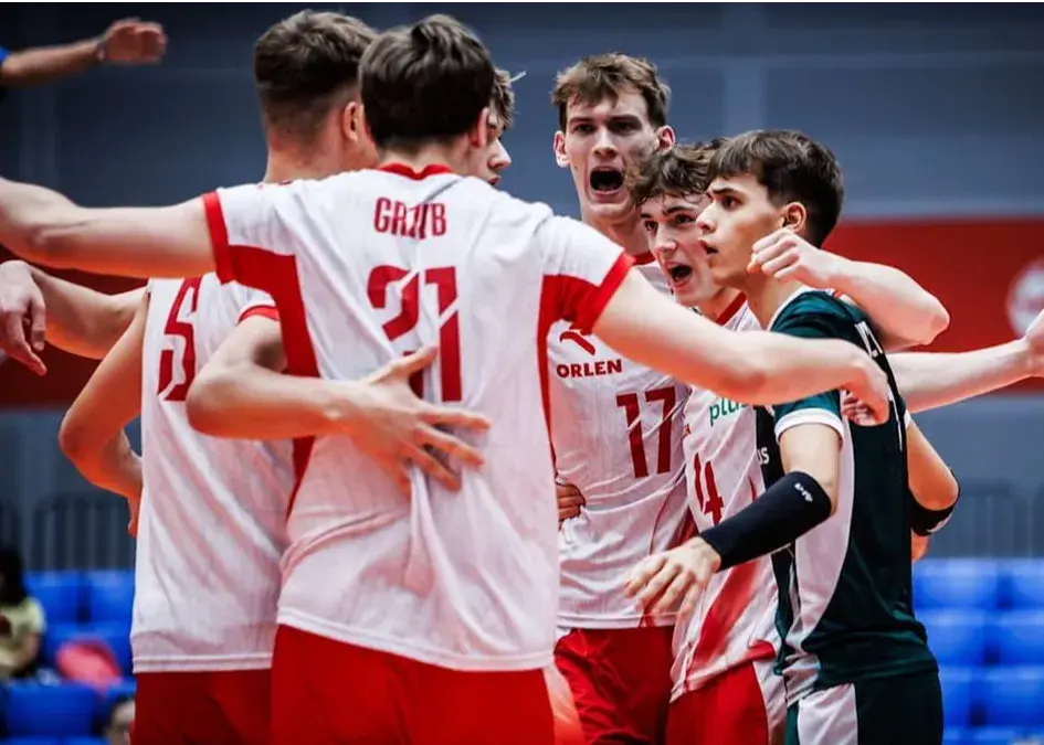 لهستان-ولکن-نیست،-باز-هم-صدر-را-از-ایران-گرفت