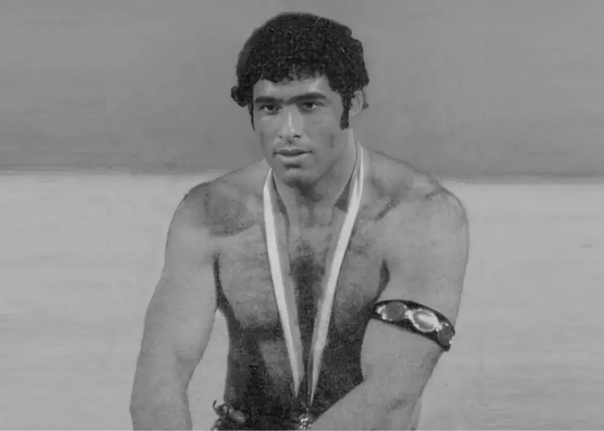 تشییع-پیکر-سوخته-سرایی-در-فدراسیون-کشتی