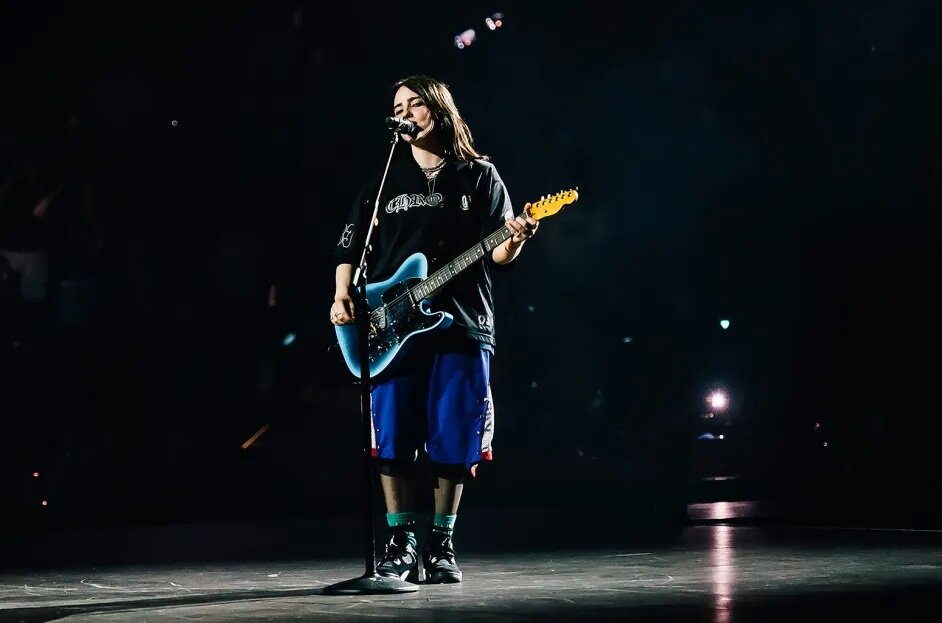 سخنان-صریح-بیلی-آیلیش-خطاب-به-میلیاردرها