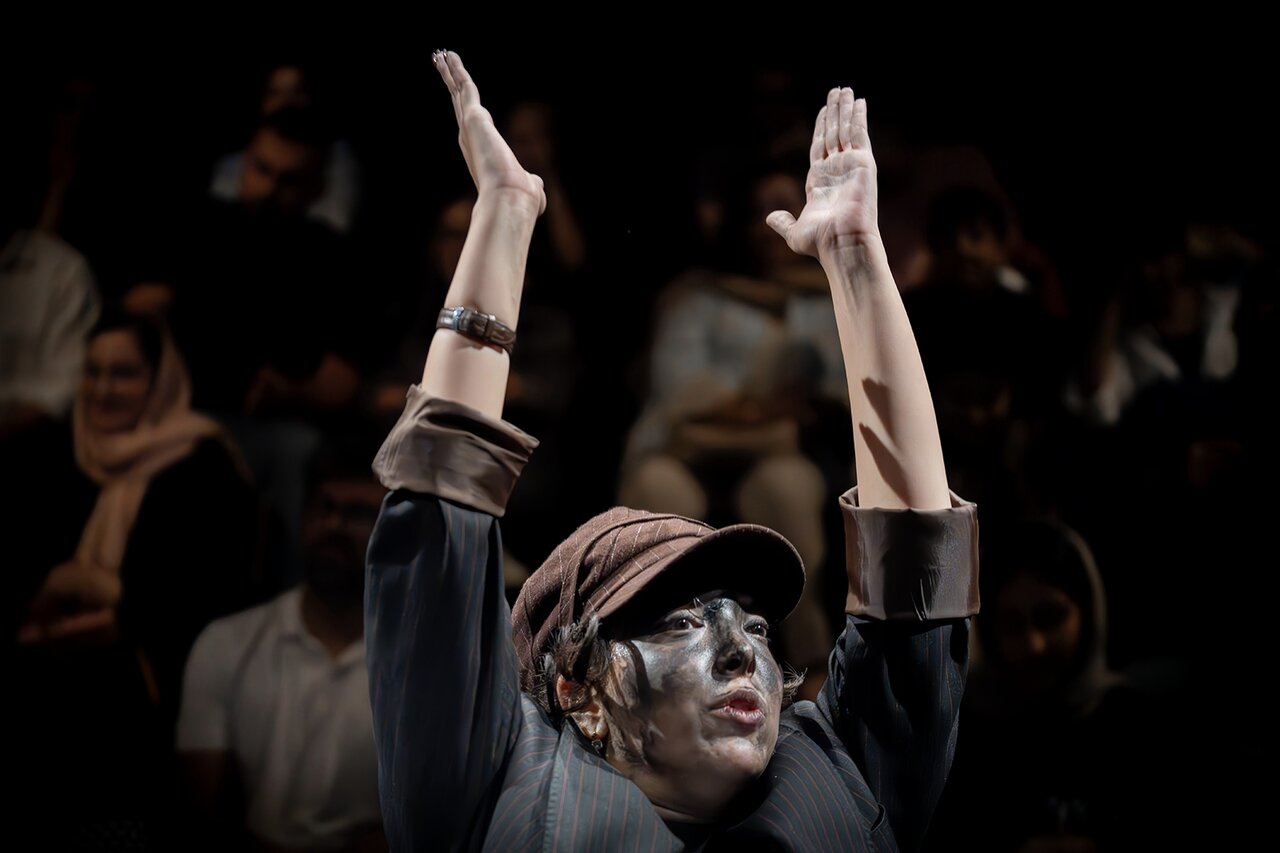 نمایش-«شب»-۲-اجرایی-شد