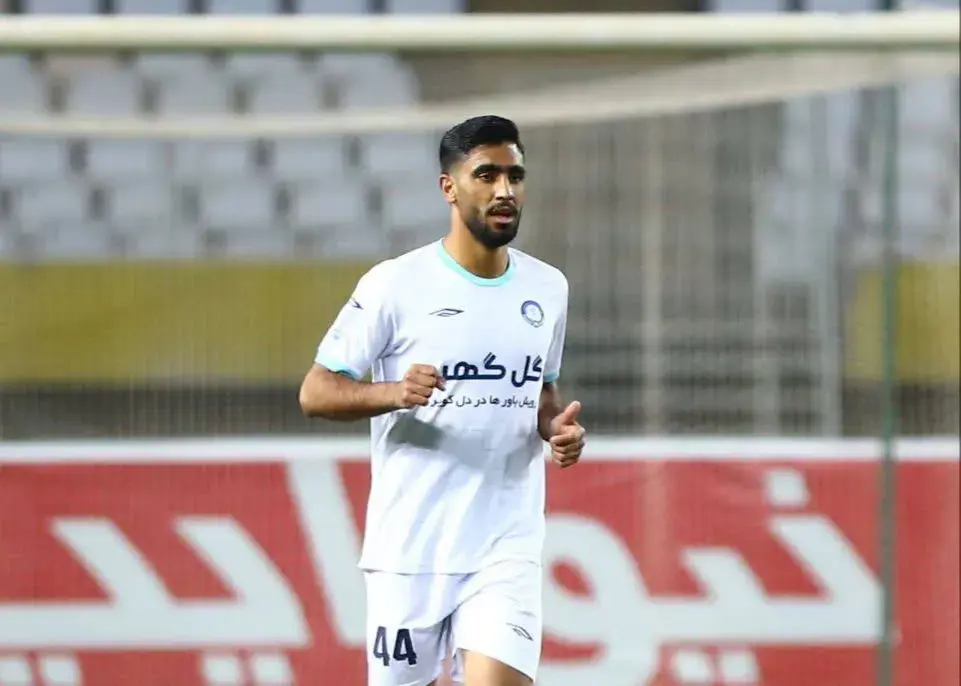 سورپرایز-تارتار،-مدافع-۲۰-ساله-سیرجانی