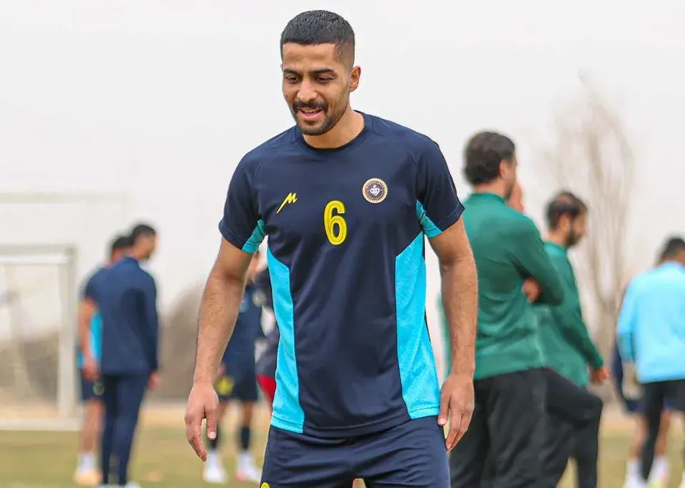 پایان-محرومیت-و-بازگشت-به-ترکیب-سپاهان؛/-عارف-پس-از-تراکتور-در-دسترس-محرم-(عکس)