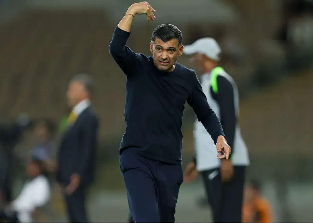 حمله-سرمربی-الاتحاد-به-داوران-/-خشم-باورنکردنی-کونسیسائو-در-ریاض