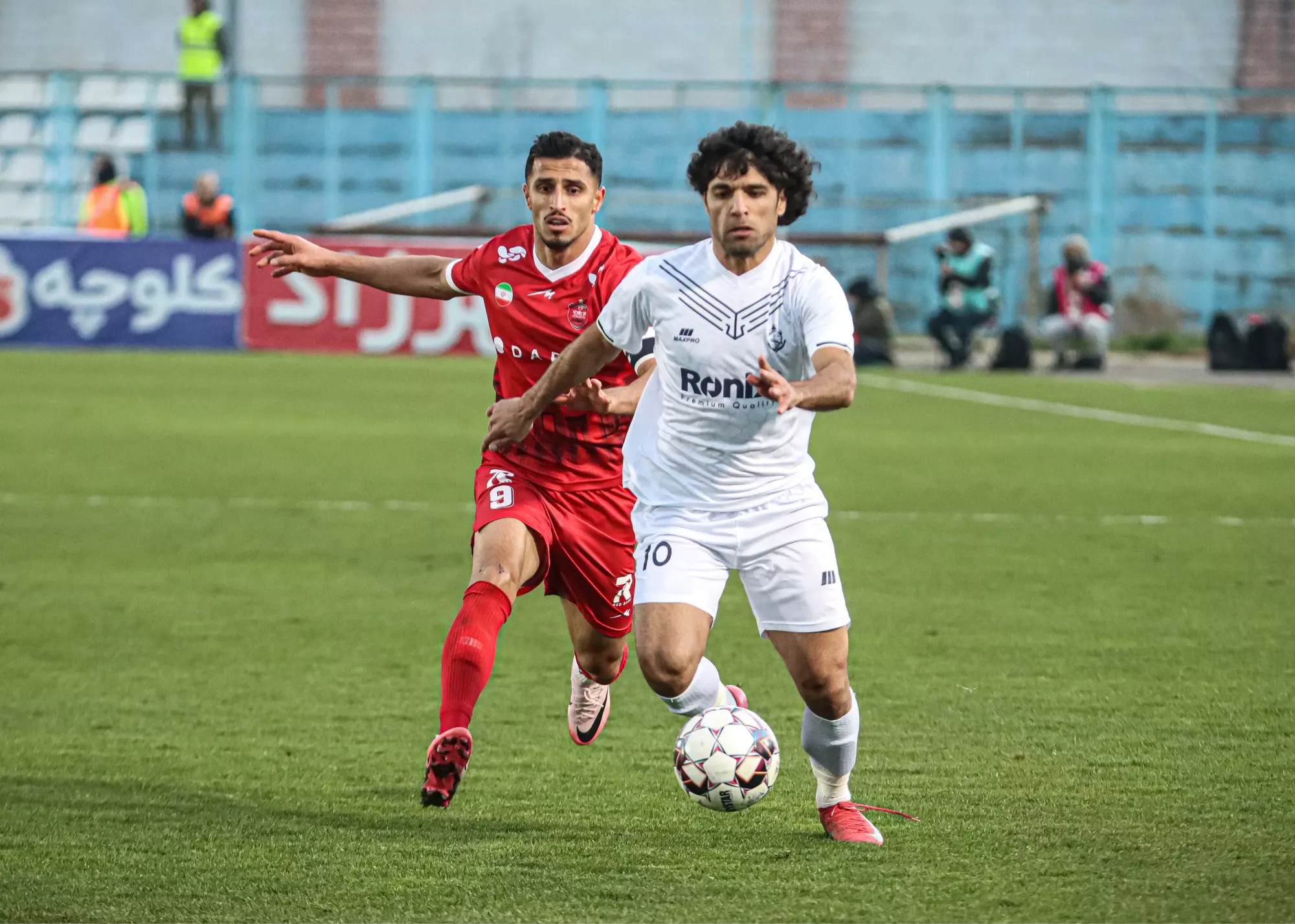 عصبانیت-علیپور:-این-که-چمن-نیست!