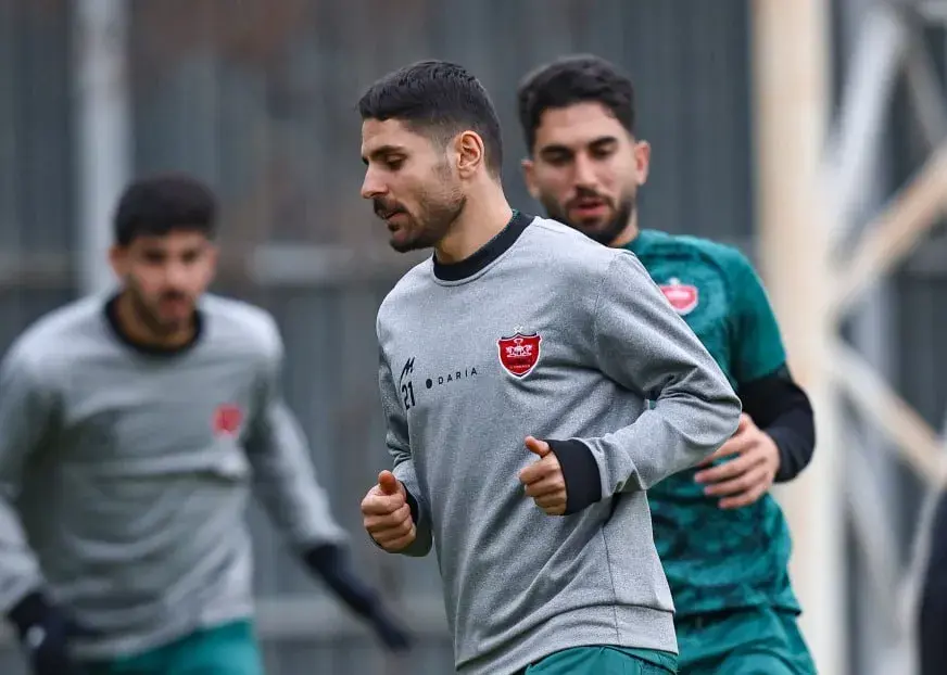 عمری-پا-به-توپ-شد-(عکس)